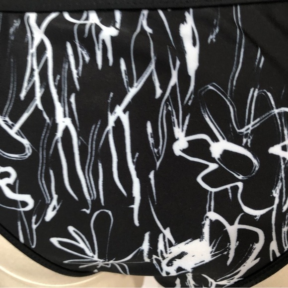 French Connection Women’s Black and White Bikini Print - Picture 7 of 8